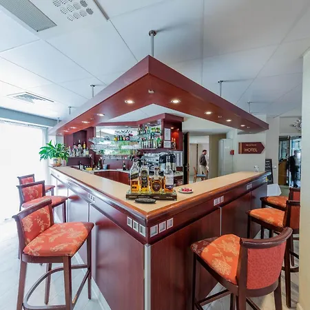 Hotel Noemys Montlucon - Restaurant